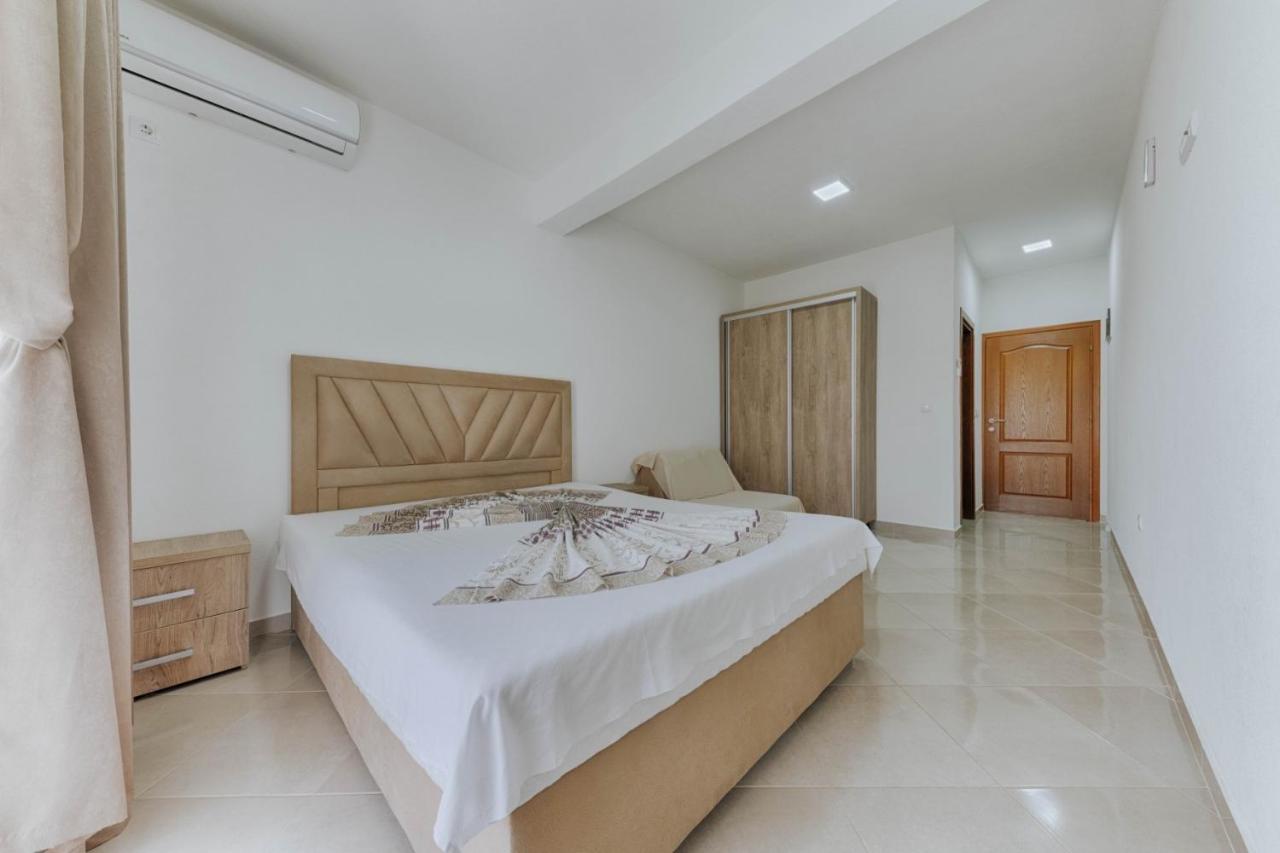 דוברה וודה Sea Garden Apartments מראה חיצוני תמונה